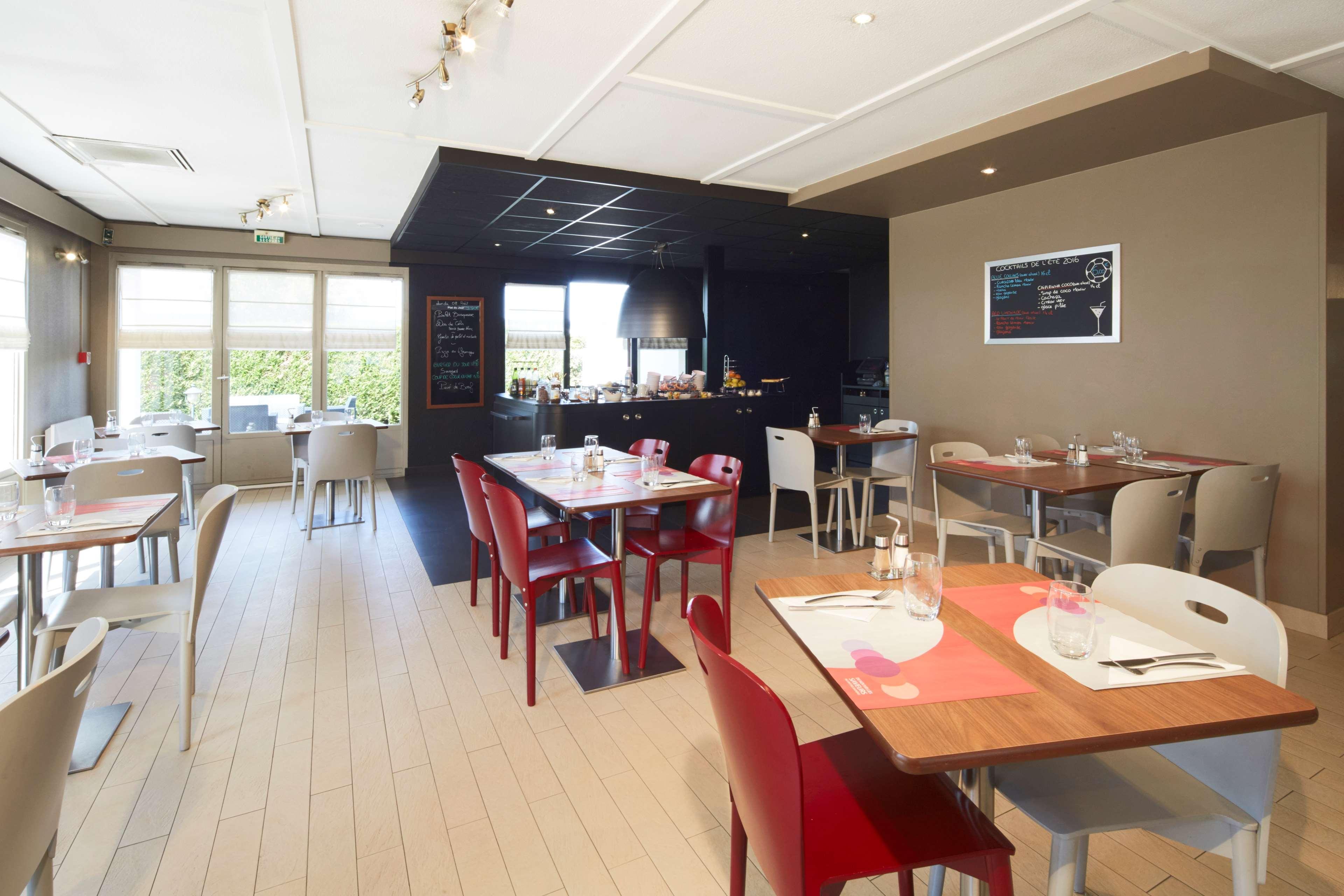 Campanile Dijon Sud - Marsannay Hotel Екстериор снимка