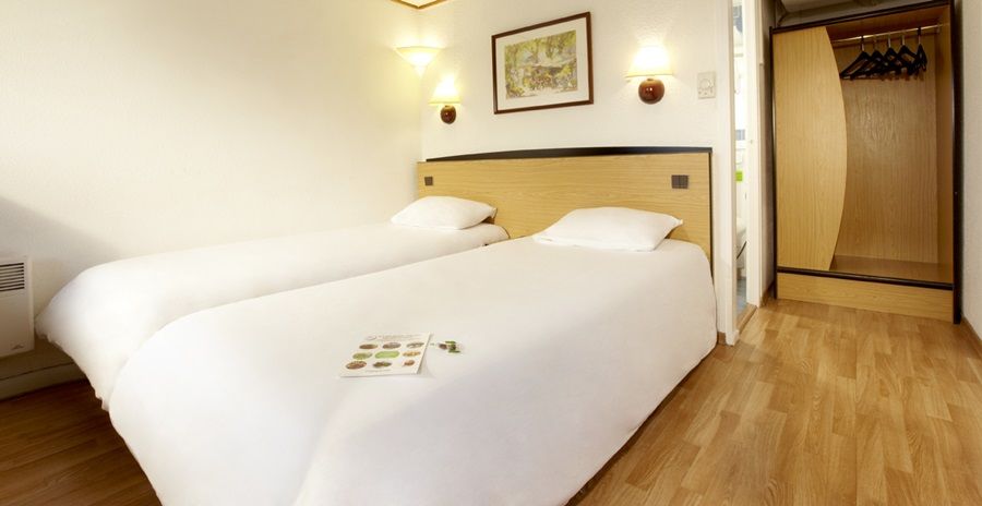 Campanile Dijon Sud - Marsannay Hotel Екстериор снимка