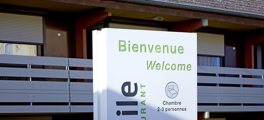 Campanile Dijon Sud - Marsannay Hotel Екстериор снимка
