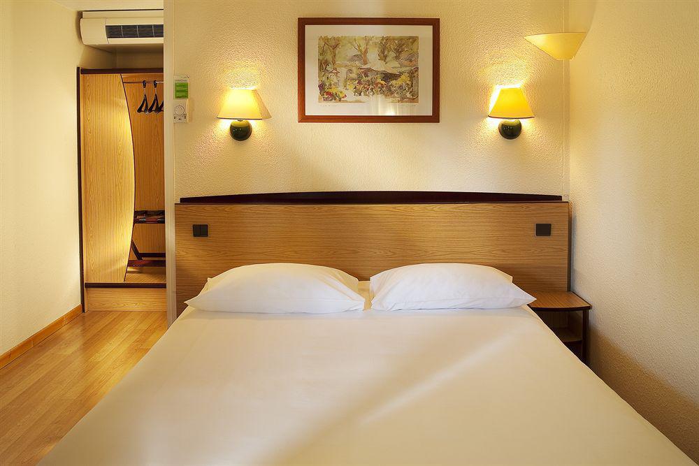 Campanile Dijon Sud - Marsannay Hotel Екстериор снимка